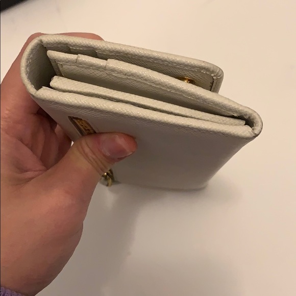 SOLD Prada saffiano long wallet - Picture 8 of 10